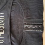 Fekete sportmelltartó photo review